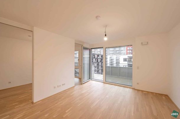 IU | Schöne 2-Zimmer-Wohnung mit Balkon - Photo 1