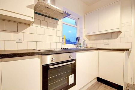 Latymer Road, London, N9 - Photo 5