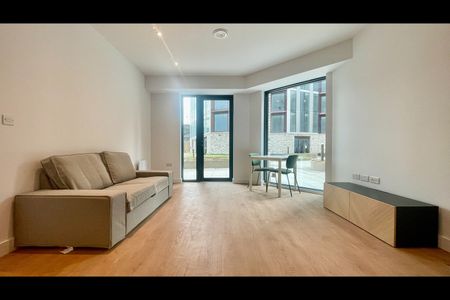 1 Bed Flat, Victoria Riverside, M4 - Photo 5
