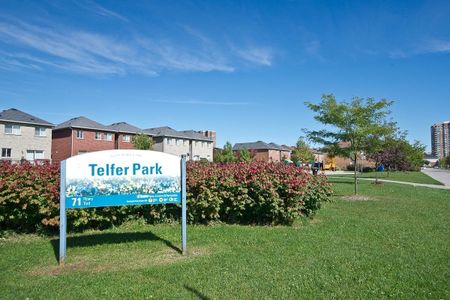 For Lease - 42 Pinery Trail Unit# 2, Toronto, Ontario - Photo 3