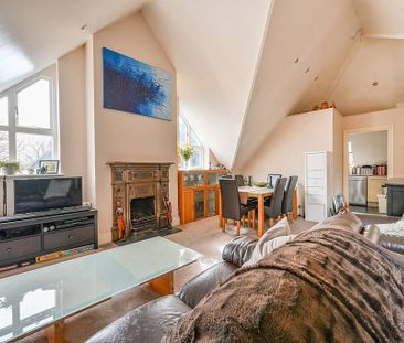 3 bedroom flat to rent - Photo 1