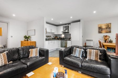 1 bedroom flat to rent - Photo 4