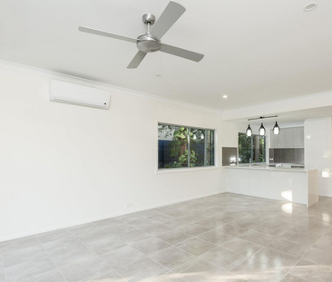 BEAUTIFUL HOUSE TO IMPRESS! - Photo 2