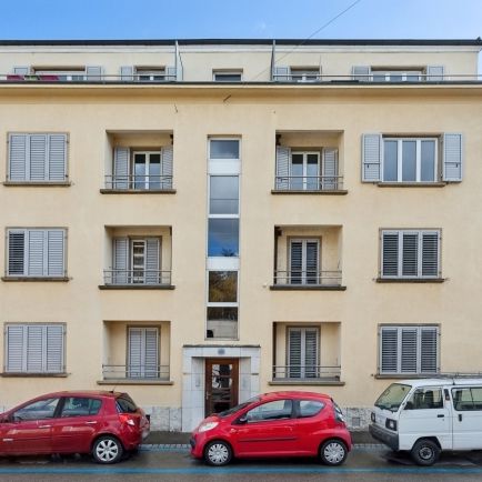 Apartment - Photo 1
