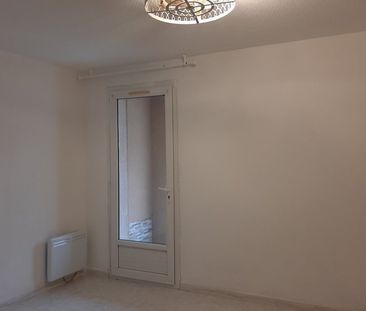 T4 - Photo 6