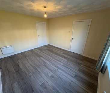 Parc Avenue, Morriston, SWANSEA - Photo 2