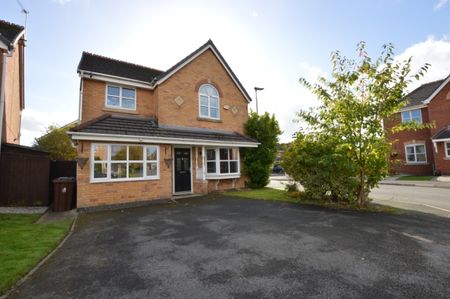 5 Bedroom Detached House - Photo 4