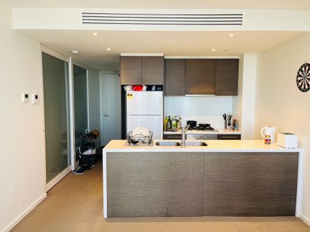 Furnished 2 Bedroom Apartment in Abode 318 - Photo 4