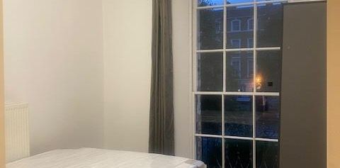 Room in a Shared Flat, Bow Road, E3 - Photo 2