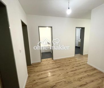 **Helle & frisch renovierte 2,5-Zimmer-Wohnung in Barmen – mit Balk... - Photo 1