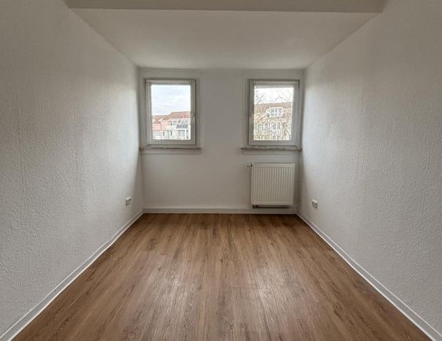 Gut geschnittene 3-Zimmer-Dachgeschosswohnung. - Photo 1