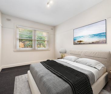 RENOVATED APARTMENT IN THE HEART OF GLEBE - Photo 2