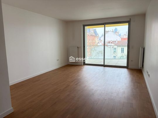 Tout savoir sur cet appartement dans le quartier Centre Ville, à Suresnes - Photo 1