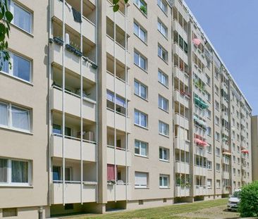 Helle 2-Zimmerwohnung mit Balkon - Photo 1