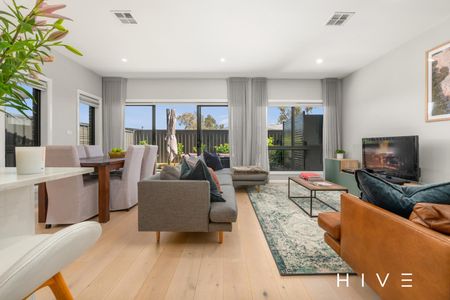 26/45 Negus Crescent, Watson ACT 2602 - Townhouse For Rent | Domain - Photo 2