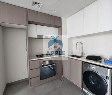 Lowest Rent|Elegent 1BR|Stunning View|2 Washroom - Photo 1
