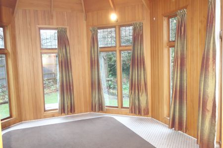 4-5 Bedrooms - Character and Space - Christchurch Girls' & Boys' Zone - Photo 3