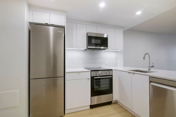 2285 Saint-Mathieu Street - Photo 1