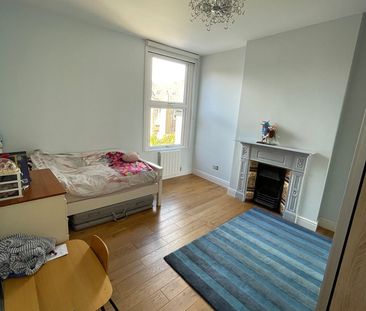 4 Bed Terraced House, Red Post Hill, SE24 - Photo 5