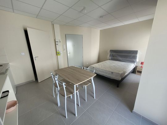 Location Appartement 1 pièce 23m² - Photo 1