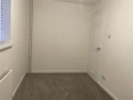 2 bedroom semi-detached house to rent - Photo 3