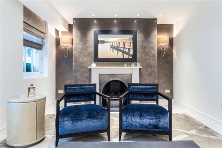 3 bedroom mews to rent - Photo 5