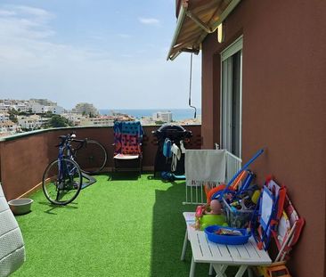 Alquiler de piso en Avenida las Palmeras - Foto 1