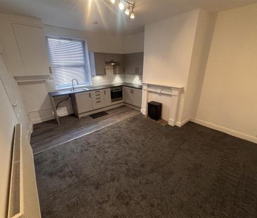 1 bedroom end of terrace house to rent - Photo 1