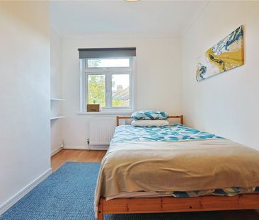 Bollo Lane, Chiswick, London, W4 5LR - Photo 1