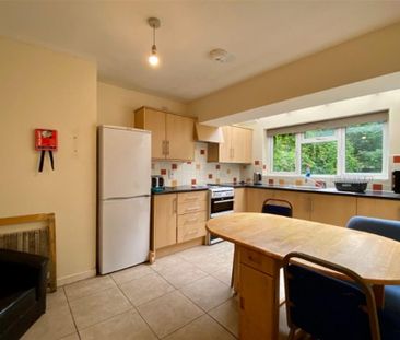 4 bedroom terraced house to rent - Photo 3