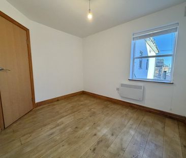 Charminster Road, Bournemouth, - Photo 2