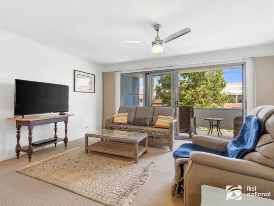 Perfectly positioned apartment, for a relaxed coastal lifestyle - Photo 1