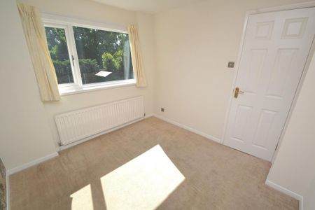 3 bedroom semi-detached house to rent - Photo 5
