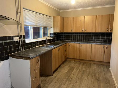 3 bedroom terraced house to rent - Photo 5