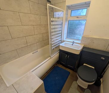 Austrey Avenue, Beeston, NG9 2SX - Photo 3