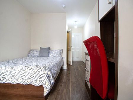 3 bedroom apartment to rent - Photo 5