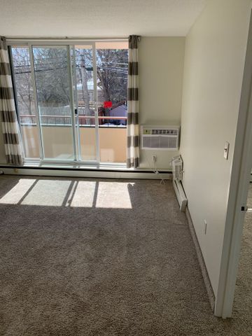 2 BDRM/1 BATH - 630 8TH ST E - Available DEC 1 - Photo 5