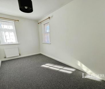 2 bedroom semi-detached house to rent - Photo 4