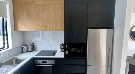 Near new two bedroom townhouse in Henderson - Photo 5