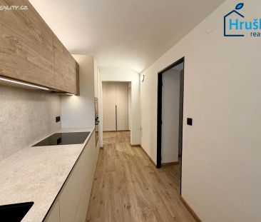 Pronájem bytu 3+1 97 m² - Photo 2