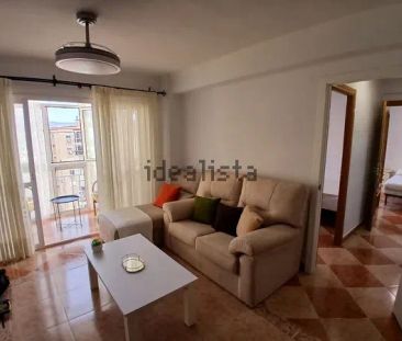 Alquiler de piso en Calle Gaucín - Photo 1