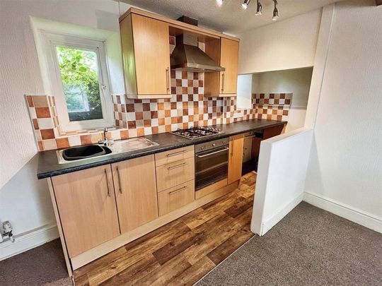 2 bedroom terraced house to rent - Photo 1