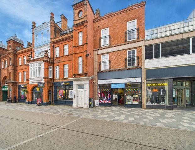 1 bedroom Flat in High Street, Maidenhead - Photo 1