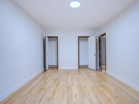 6337 Av. MacDonald - Photo 2