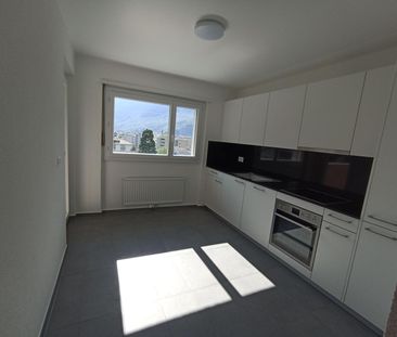 Nous vous proposons un appartement partiellement rénové de 4.5 pièc... - Photo 5