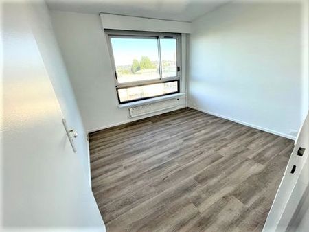 Location Appartement 2 pièces 64m² ROUEN 76100 - Photo 4