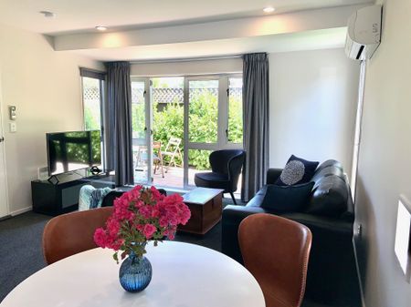 City Centre, 3 bedrooms - Photo 2