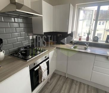 3 bedroom flat to rent - Photo 6