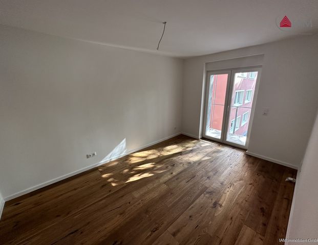 Moderne und lichtdurchflutete Wohnung in Bestlage. 2 Balkone - Foto 1