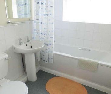 Poplar Court, Montagu Road, Highcliffe, Dorset, BH23 - Photo 2